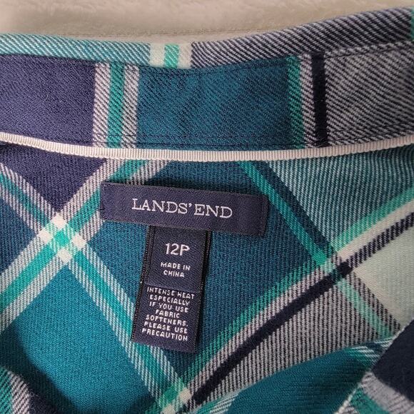Lands’ End Flannel Plaid Button Shirt Women’s 12P Outdoor Fall Layering Hiking - Picture 3 of 8